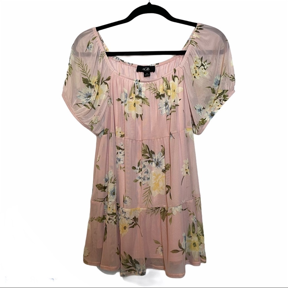 AGB Light Pink Floral Fully Lined Sheer Top Sz. M